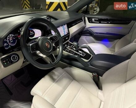 Белый Порше Cayenne Coupe, объемом двигателя 3 л и пробегом 155 тыс. км за 59900 $, фото 37 на Automoto.ua
