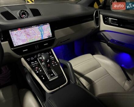 Белый Порше Cayenne Coupe, объемом двигателя 3 л и пробегом 155 тыс. км за 59900 $, фото 45 на Automoto.ua