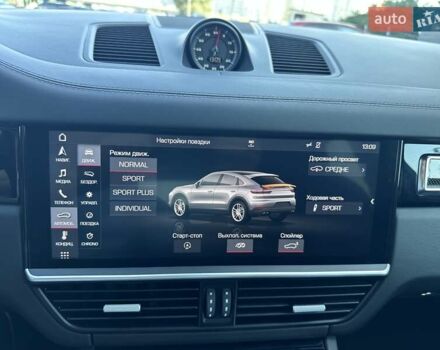 Белый Порше Cayenne Coupe, объемом двигателя 3 л и пробегом 65 тыс. км за 78700 $, фото 52 на Automoto.ua