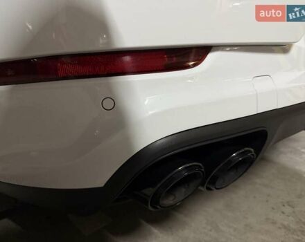 Белый Порше Cayenne Coupe, объемом двигателя 3 л и пробегом 155 тыс. км за 59900 $, фото 17 на Automoto.ua
