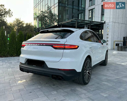 Белый Порше Cayenne Coupe, объемом двигателя 3 л и пробегом 47 тыс. км за 72000 $, фото 4 на Automoto.ua