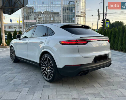 Белый Порше Cayenne Coupe, объемом двигателя 3 л и пробегом 47 тыс. км за 72000 $, фото 3 на Automoto.ua