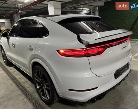 Белый Порше Cayenne Coupe, объемом двигателя 3 л и пробегом 155 тыс. км за 59900 $, фото 9 на Automoto.ua