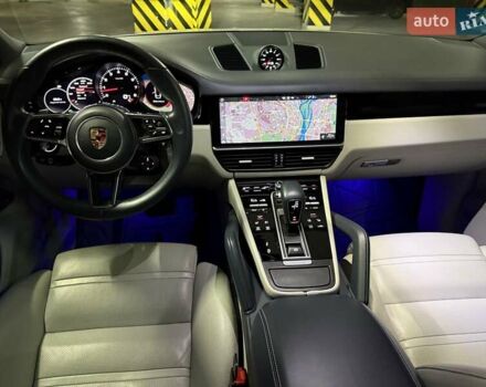 Белый Порше Cayenne Coupe, объемом двигателя 3 л и пробегом 155 тыс. км за 59900 $, фото 39 на Automoto.ua