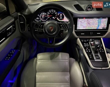 Белый Порше Cayenne Coupe, объемом двигателя 3 л и пробегом 155 тыс. км за 59900 $, фото 40 на Automoto.ua