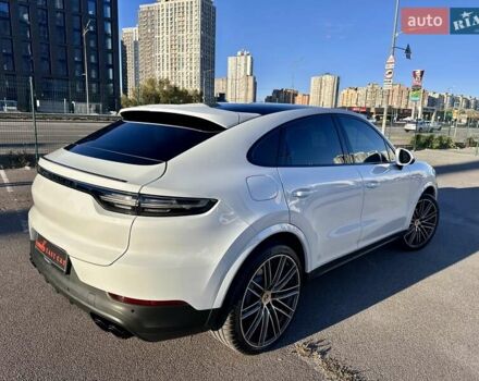 Білий Порше Cayenne Coupe, об'ємом двигуна 3 л та пробігом 75 тис. км за 68900 $, фото 30 на Automoto.ua