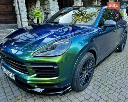 Белый Порше Cayenne Coupe, объемом двигателя 2.89 л и пробегом 80 тыс. км за 87000 $, фото 17 на Automoto.ua