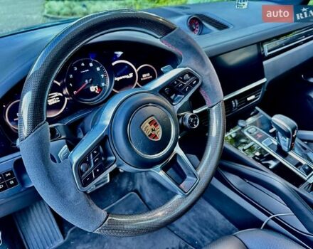 Белый Порше Cayenne Coupe, объемом двигателя 2.89 л и пробегом 80 тыс. км за 87000 $, фото 30 на Automoto.ua