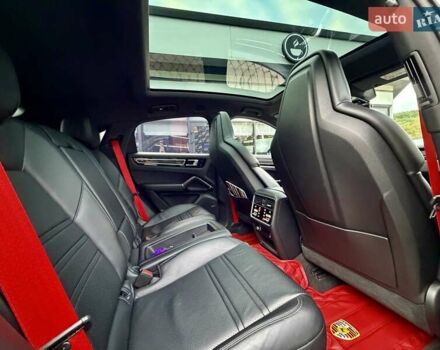 Білий Порше Cayenne Coupe, об'ємом двигуна 2.89 л та пробігом 80 тис. км за 85500 $, фото 21 на Automoto.ua