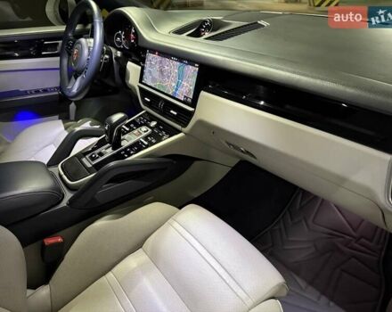 Белый Порше Cayenne Coupe, объемом двигателя 3 л и пробегом 155 тыс. км за 59900 $, фото 76 на Automoto.ua