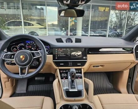 Белый Порше Cayenne Coupe, объемом двигателя 3 л и пробегом 5 тыс. км за 85000 $, фото 18 на Automoto.ua