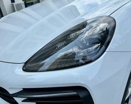 Білий Порше Cayenne Coupe, об'ємом двигуна 3 л та пробігом 9 тис. км за 97000 $, фото 13 на Automoto.ua