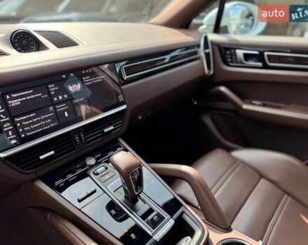 Белый Порше Cayenne Coupe, объемом двигателя 3 л и пробегом 90 тыс. км за 76000 $, фото 14 на Automoto.ua