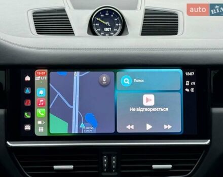 Белый Порше Cayenne Coupe, объемом двигателя 3 л и пробегом 81 тыс. км за 88500 $, фото 44 на Automoto.ua