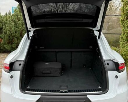 Белый Порше Cayenne Coupe, объемом двигателя 3 л и пробегом 81 тыс. км за 88500 $, фото 15 на Automoto.ua