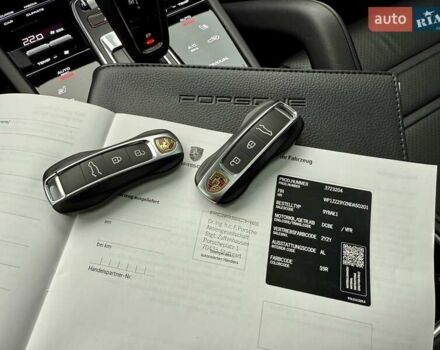 Белый Порше Cayenne Coupe, объемом двигателя 3 л и пробегом 81 тыс. км за 88500 $, фото 57 на Automoto.ua