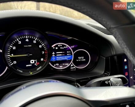 Белый Порше Cayenne Coupe, объемом двигателя 3 л и пробегом 81 тыс. км за 88500 $, фото 50 на Automoto.ua