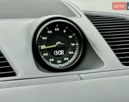 Белый Порше Cayenne Coupe, объемом двигателя 3 л и пробегом 81 тыс. км за 88500 $, фото 35 на Automoto.ua