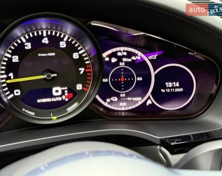 Белый Порше Cayenne Coupe, объемом двигателя 3 л и пробегом 81 тыс. км за 88500 $, фото 54 на Automoto.ua