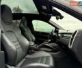 Белый Порше Cayenne Coupe, объемом двигателя 3 л и пробегом 81 тыс. км за 88500 $, фото 24 на Automoto.ua