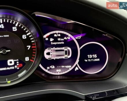 Белый Порше Cayenne Coupe, объемом двигателя 3 л и пробегом 81 тыс. км за 88500 $, фото 56 на Automoto.ua