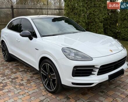 Белый Порше Cayenne Coupe, объемом двигателя 3 л и пробегом 81 тыс. км за 88500 $, фото 5 на Automoto.ua