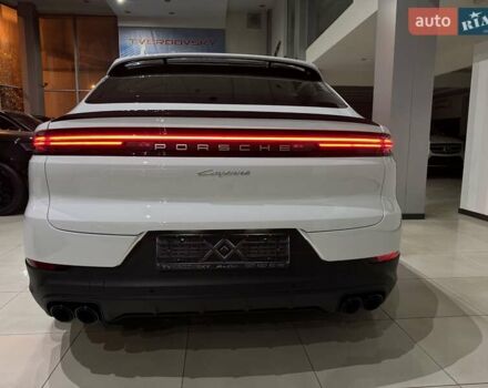 Белый Порше Cayenne Coupe, объемом двигателя 3 л и пробегом 1 тыс. км за 132900 $, фото 65 на Automoto.ua