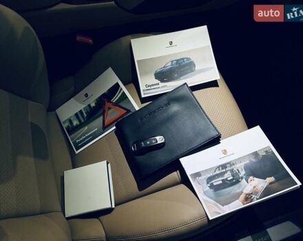 Белый Порше Cayenne Coupe, объемом двигателя 3 л и пробегом 1 тыс. км за 132900 $, фото 168 на Automoto.ua