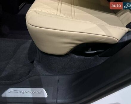 Белый Порше Cayenne Coupe, объемом двигателя 3 л и пробегом 1 тыс. км за 132900 $, фото 154 на Automoto.ua