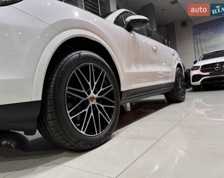 Белый Порше Cayenne Coupe, объемом двигателя 3 л и пробегом 1 тыс. км за 132900 $, фото 85 на Automoto.ua