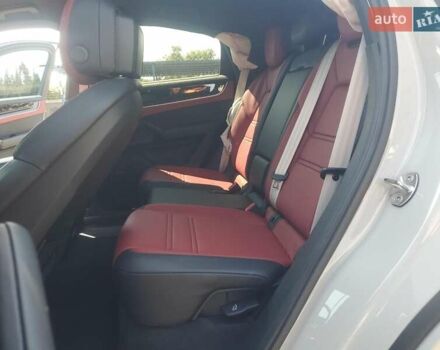Порше Cayenne Coupe 2025 в Львове на Automoto.ua Белый Порше Cayenne Coupe, объемом двигателя 3.98 л и пробегом 3 тыс. км за 68200 $, фото 7 на Automoto.ua