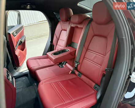Черный Порше Cayenne Coupe, объемом двигателя 3 л и пробегом 42 тыс. км за 68000 $, фото 51 на Automoto.ua
