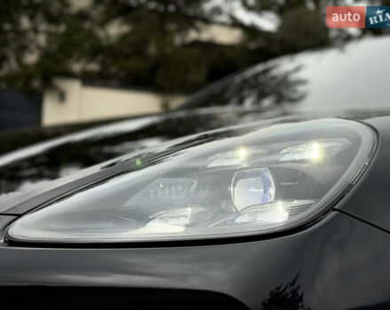 Чорний Порше Cayenne Coupe, об'ємом двигуна 3 л та пробігом 82 тис. км за 63900 $, фото 7 на Automoto.ua