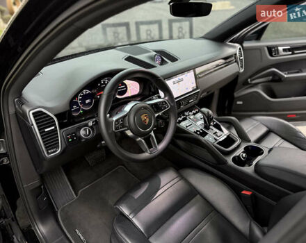 Чорний Порше Cayenne Coupe, об'ємом двигуна 3 л та пробігом 82 тис. км за 63900 $, фото 39 на Automoto.ua