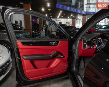 Черный Порше Cayenne Coupe, объемом двигателя 3 л и пробегом 34 тыс. км за 89900 $, фото 56 на Automoto.ua