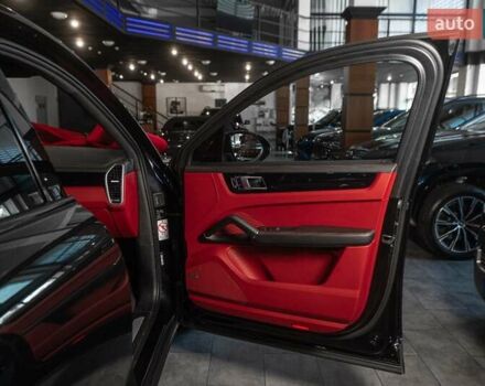 Черный Порше Cayenne Coupe, объемом двигателя 3 л и пробегом 34 тыс. км за 89900 $, фото 80 на Automoto.ua