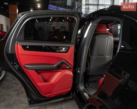 Черный Порше Cayenne Coupe, объемом двигателя 3 л и пробегом 34 тыс. км за 89900 $, фото 25 на Automoto.ua
