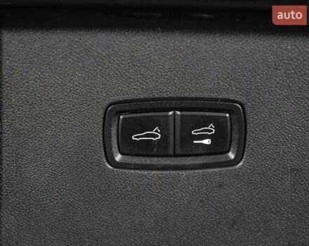 Черный Порше Cayenne Coupe, объемом двигателя 3 л и пробегом 34 тыс. км за 89900 $, фото 32 на Automoto.ua