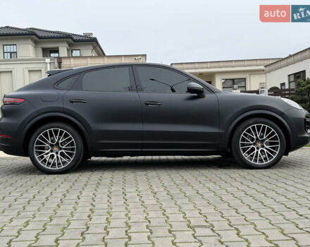 Чорний Порше Cayenne Coupe, об'ємом двигуна 3 л та пробігом 60 тис. км за 84800 $, фото 32 на Automoto.ua
