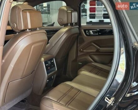 Черный Порше Cayenne Coupe, объемом двигателя 3 л и пробегом 82 тыс. км за 79900 $, фото 29 на Automoto.ua