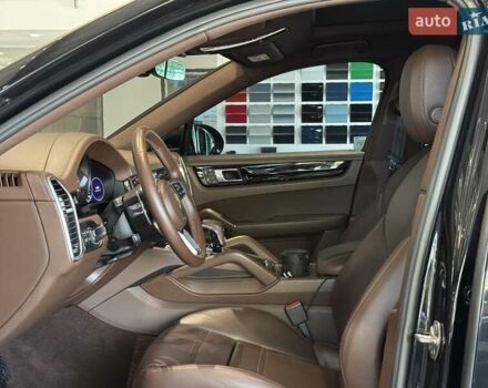 Черный Порше Cayenne Coupe, объемом двигателя 3 л и пробегом 82 тыс. км за 79900 $, фото 14 на Automoto.ua