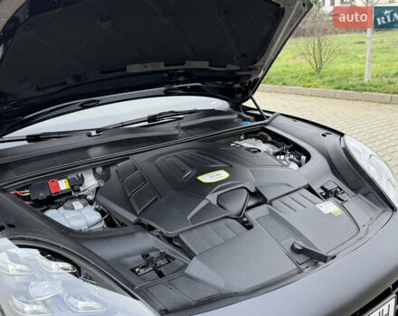 Чорний Порше Cayenne Coupe, об'ємом двигуна 3 л та пробігом 60 тис. км за 84800 $, фото 105 на Automoto.ua