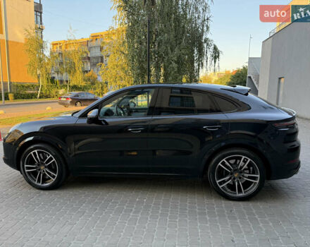 Черный Порше Cayenne Coupe, объемом двигателя 4 л и пробегом 64 тыс. км за 139000 $, фото 4 на Automoto.ua