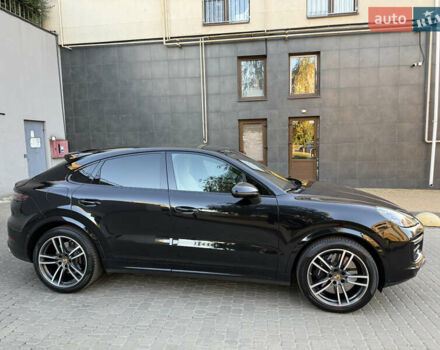 Черный Порше Cayenne Coupe, объемом двигателя 4 л и пробегом 64 тыс. км за 139000 $, фото 3 на Automoto.ua