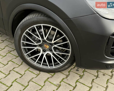 Чорний Порше Cayenne Coupe, об'ємом двигуна 3 л та пробігом 60 тис. км за 84800 $, фото 4 на Automoto.ua