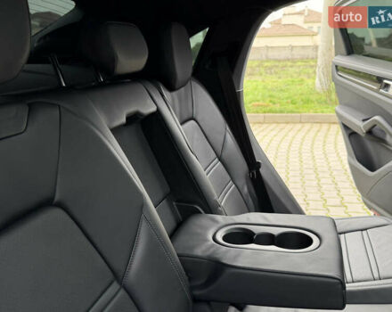 Чорний Порше Cayenne Coupe, об'ємом двигуна 3 л та пробігом 60 тис. км за 84800 $, фото 84 на Automoto.ua