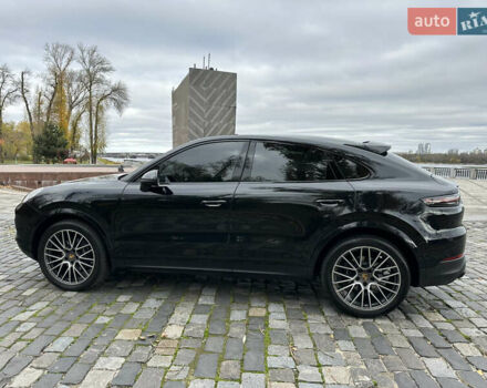 Чорний Порше Cayenne Coupe, об'ємом двигуна 3 л та пробігом 34 тис. км за 110000 $, фото 28 на Automoto.ua