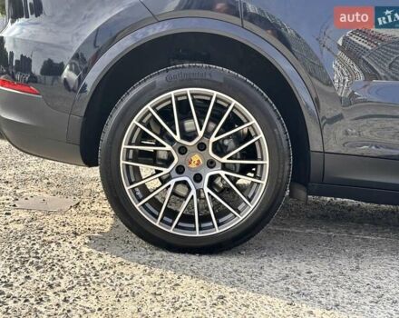 Чорний Порше Cayenne Coupe, об'ємом двигуна 2.89 л та пробігом 10 тис. км за 93777 $, фото 9 на Automoto.ua