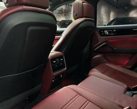 Черный Порше Cayenne Coupe, объемом двигателя 3 л и пробегом 34 тыс. км за 89999 $, фото 23 на Automoto.ua