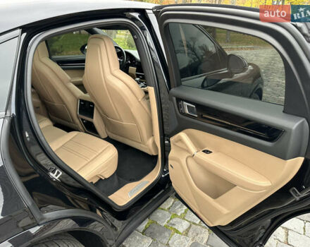 Чорний Порше Cayenne Coupe, об'ємом двигуна 3 л та пробігом 34 тис. км за 110000 $, фото 13 на Automoto.ua